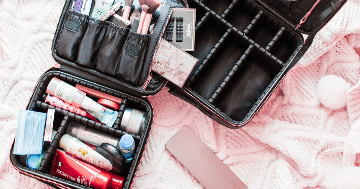 How to Organize Your Makeup Bag
